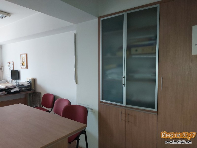 продава деловен простор канцеларии