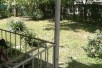 Барака со прекрасен двор
