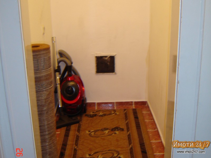 Се издава стан во Центар