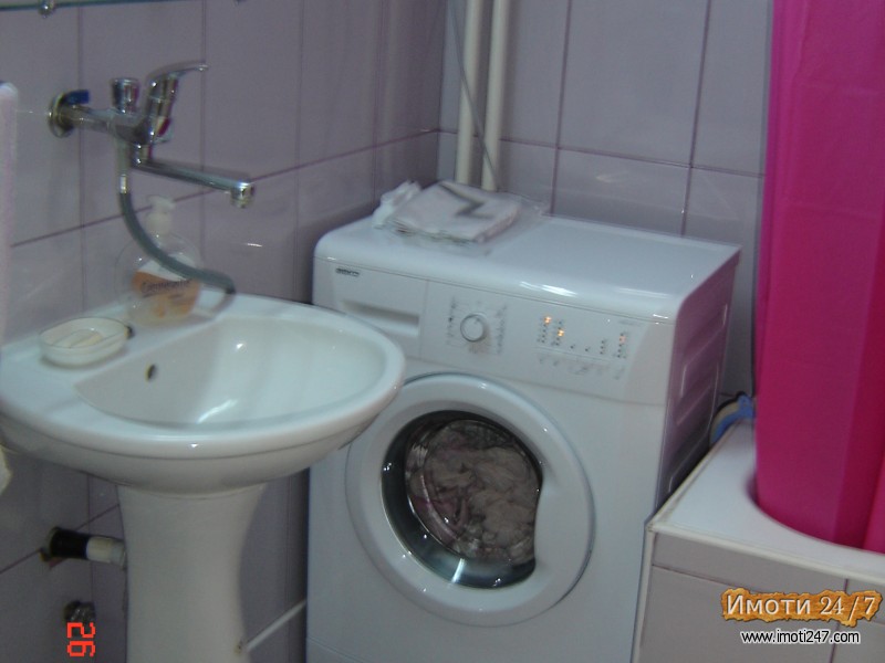 Се издава стан во Центар