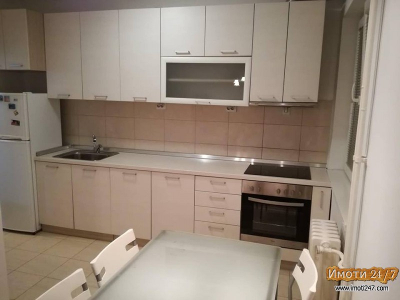 Се изнјамува целосно опремен стан во Карпош1 Градски парк