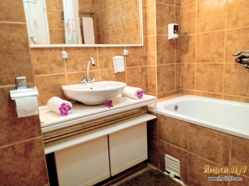 Se izdava apartman do ezerskiot kej