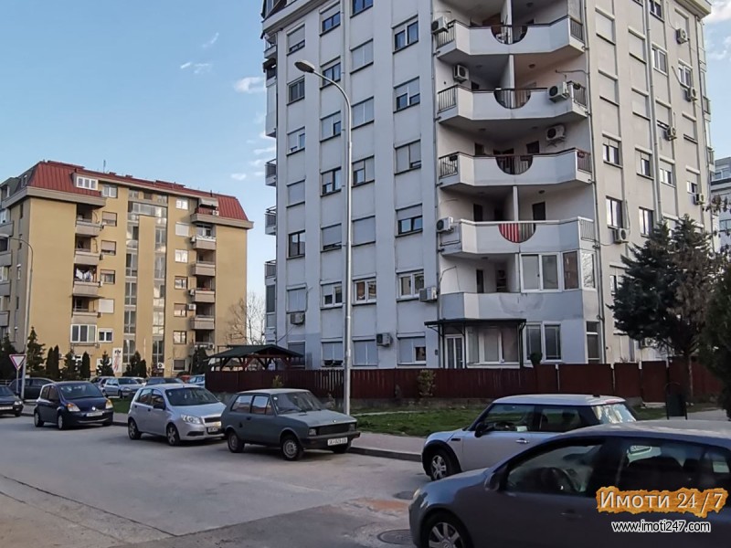 Se izdava garsonjera