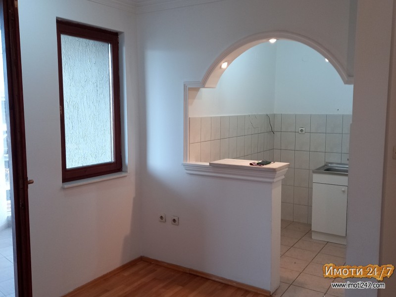 Se izdava garsonjera