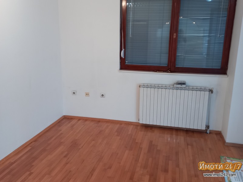 Se izdava garsonjera