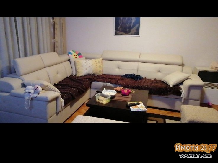 Se prodava stan vo novo lisice 80m2 na prvi sprat na dobra lokacija