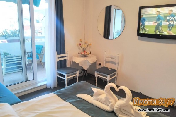 Se izdava apartman do ezerskiot kej