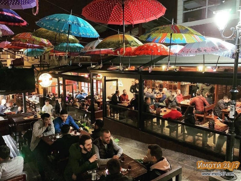 Nargile Kafe - Se odstapuva razraboten lokal vo skopska carsija