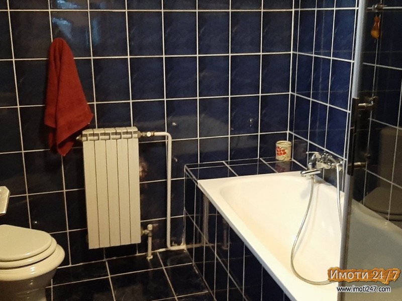 Trosoben stan vo Debar Maalo 61m2