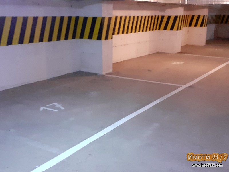 Se izdava garazno vo zelenata zgrada karsi Tehnoloski fakultet