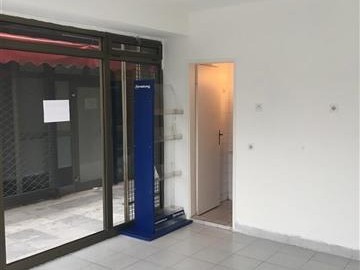 PRODAVAM DUKAN VO CENTAR TC BUNJAKOVEC POGLED PARTIZANSKA