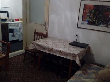 Se izdava kuka pozadi vero centar novo malo