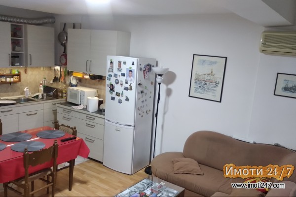 Продавам стан во населба Аеродром