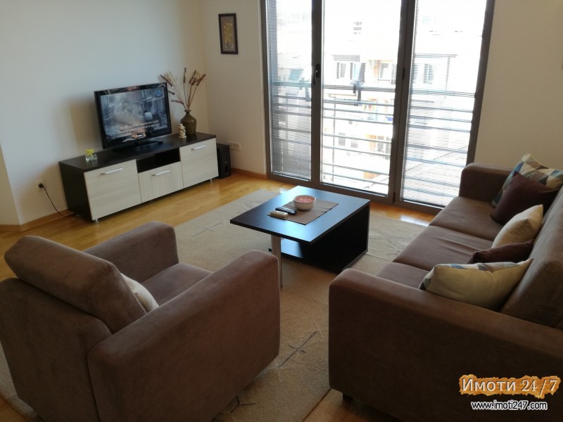 Stan od 40m2 vo Debar maalo vo nova zgrada kompletno namesten se izdava