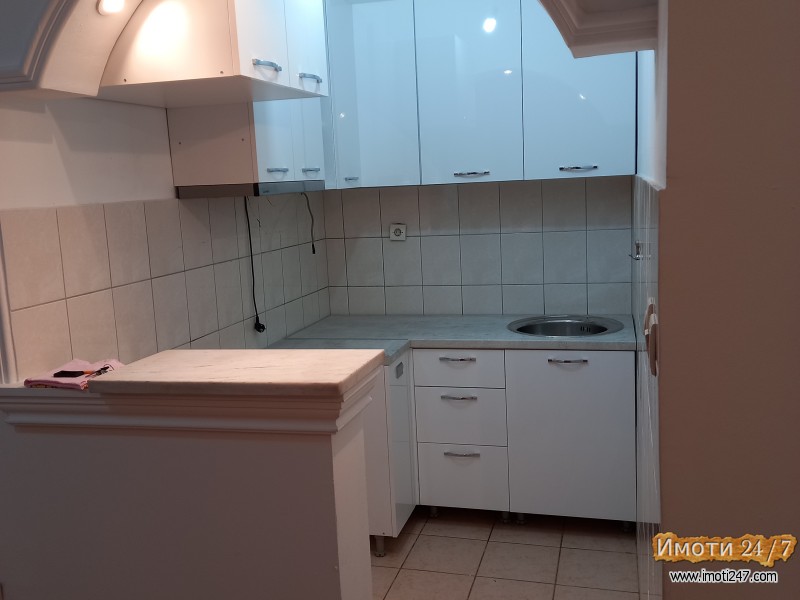 Se izdava garsonjera