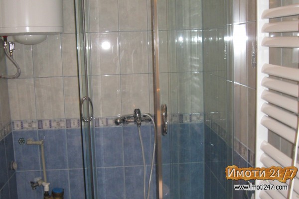 Izdavam stan vo Karpos 1