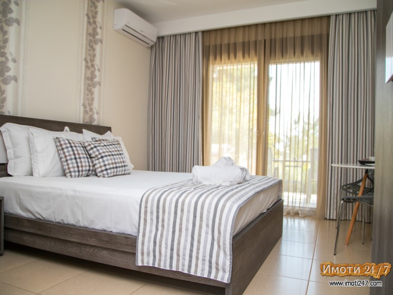 Hotel od 470m2 so 13 sobi Gerakini Halkidiki