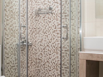 Hotel od 470m2 so 13 sobi Gerakini Halkidiki