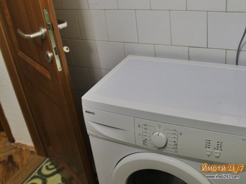 СЕ ИЗДАВА СТАН ВО КАРПОШ 4