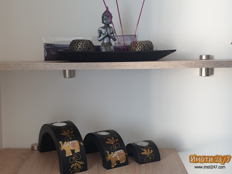 KOmpletno namesten stan so dve spalni sobi kompletna kujnabalkon so prekrasen pogled  WiFi sopst