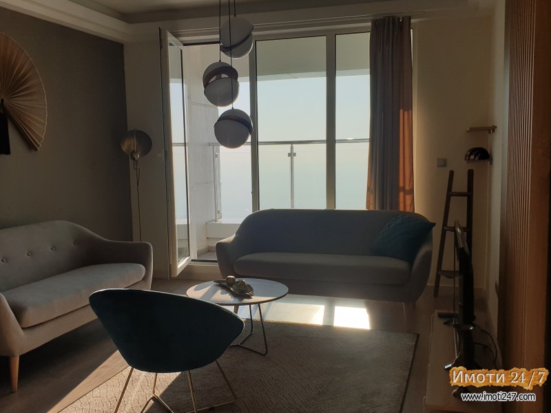 KOmpletno namesten stan so dve spalni sobi kompletna kujnabalkon so prekrasen pogled  WiFi sopst