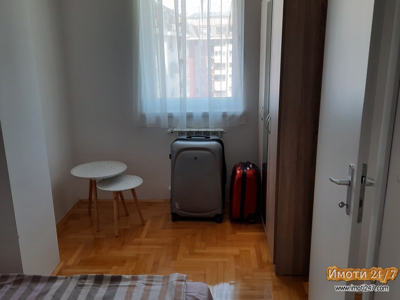 Izdavqm stan Kisela voda Rasadnik 45 m2