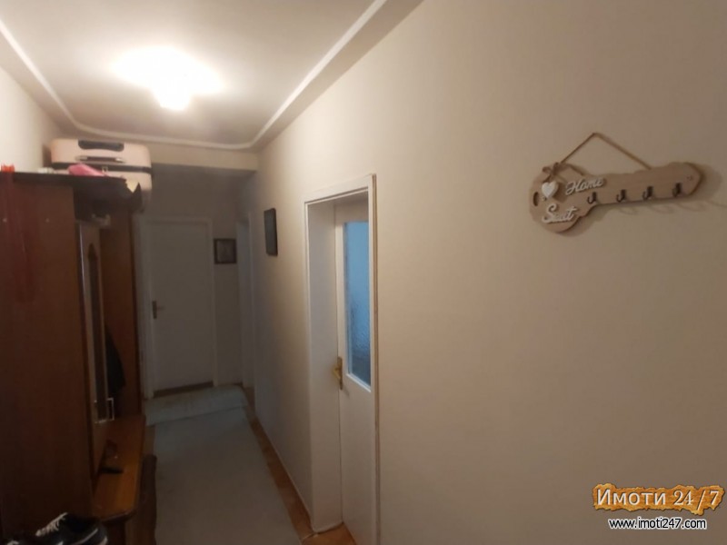 Продавам стан 60м2 + подрум во нас ЧЕНТО