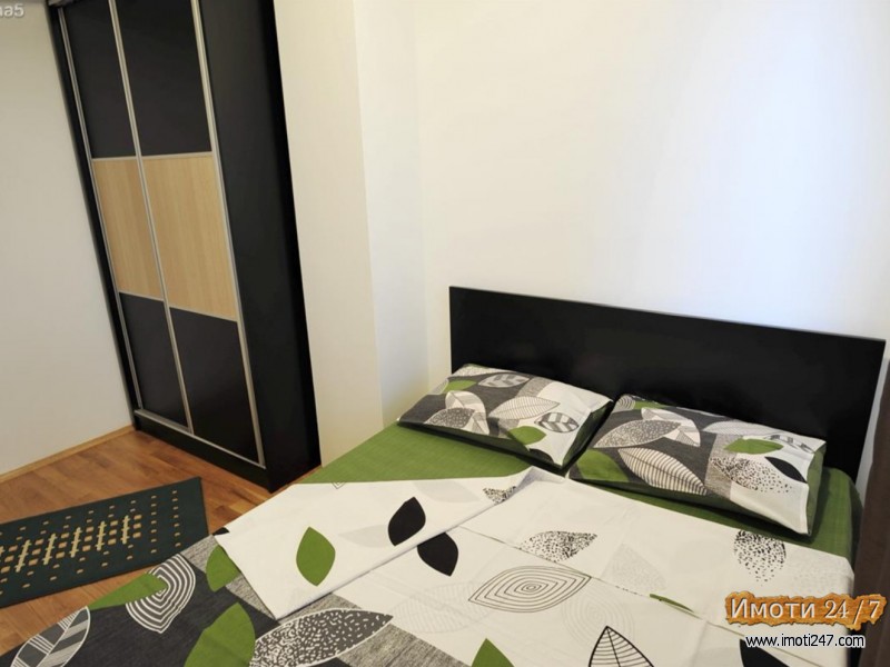 Debar maalo Centar  se izdava kompletno namsten stan od 40m2 so edna spalna soba