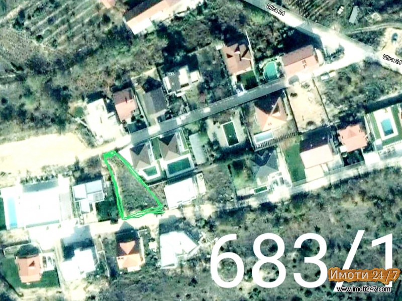 Se prodava plac vo Sopiste 400m2