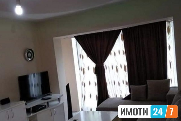 Izdavam del od kukja Co Skopje Taftalidze 1