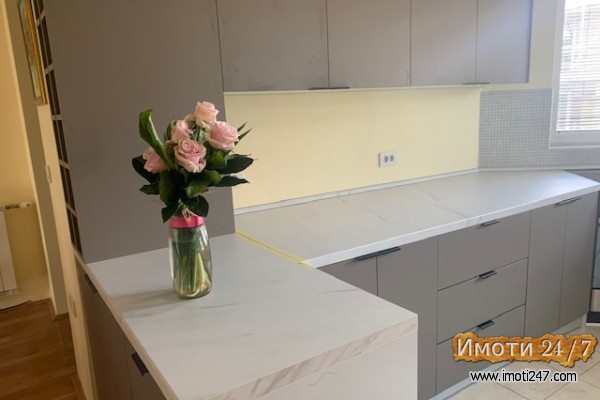 Се издава спрат од куќа во козле кај канела