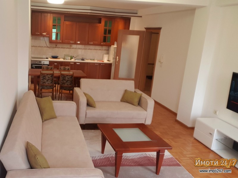 Се издава стан во Мичурин автобуска станица