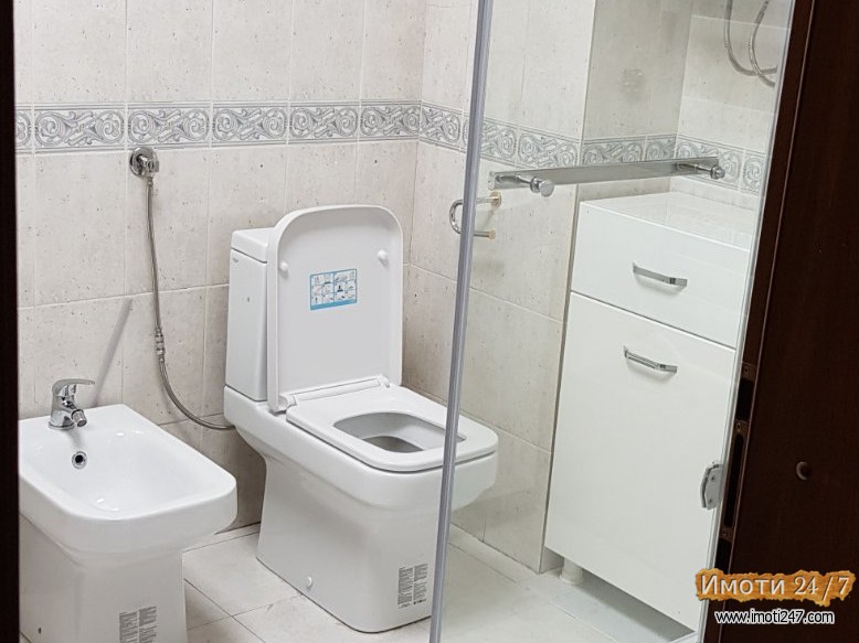 Centar Vodno kuka 500m2 idealna za ziveenje ili firmi