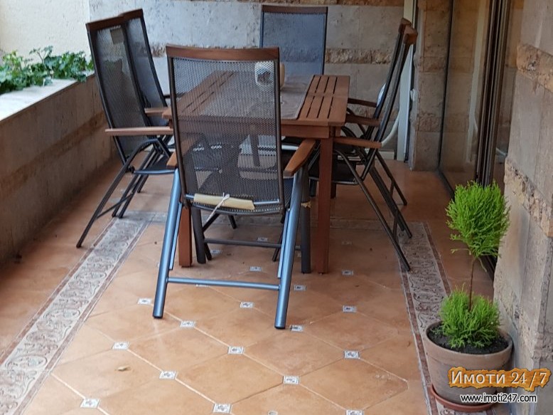 Centar Vodno kuka 500m2 idealna za ziveenje ili firmi