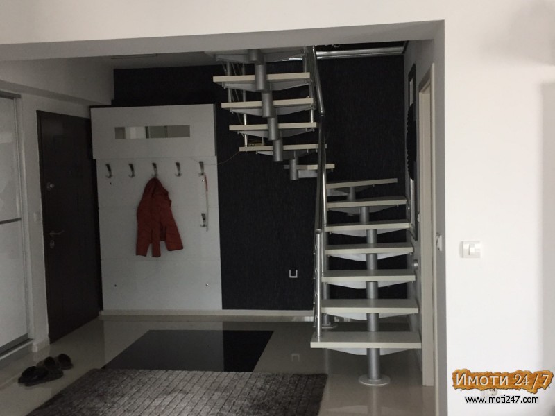 Crnice 145m2 5soben ekskluziven stan