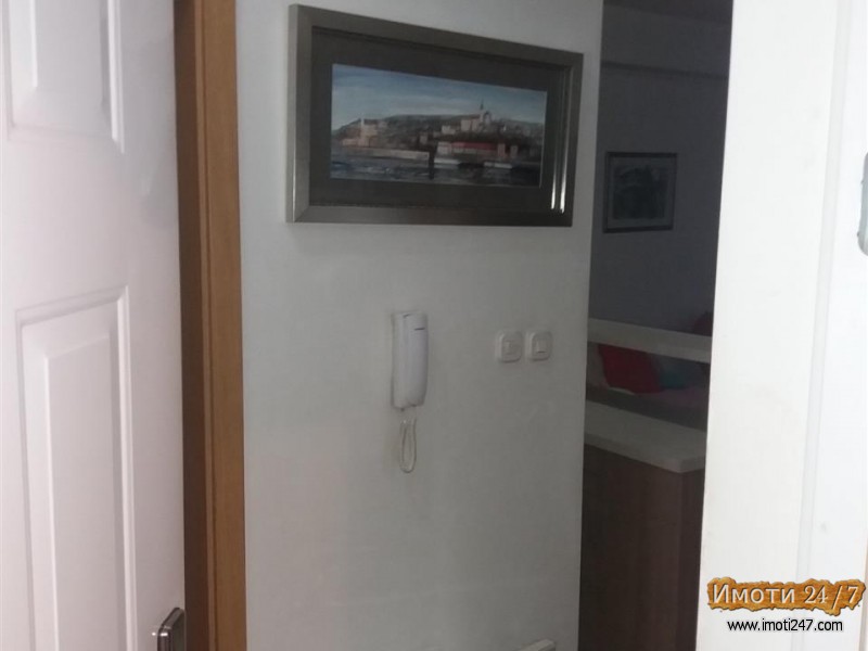 Stan od 38m2 i dvor 25m2 vo Kisela Voda pozadi Vero