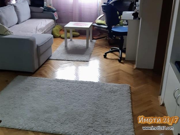 Стан од 80м2 со 2 спални во Карпош 1
