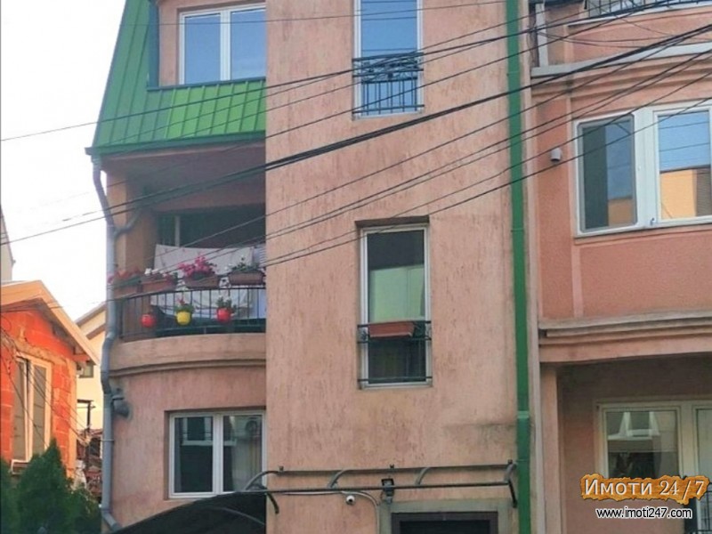 Куќа за продажба во Црниче