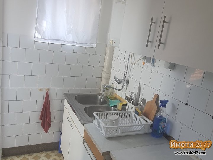 Се издава стан на супер лоакција позади Универзална сала