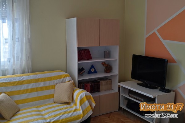 Се продава стан во Маџари
