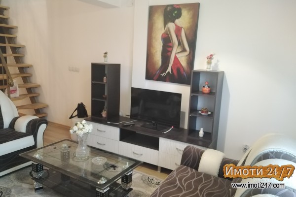 Se prodava stan od 83m2