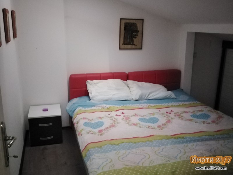 Se prodava stan od 83m2