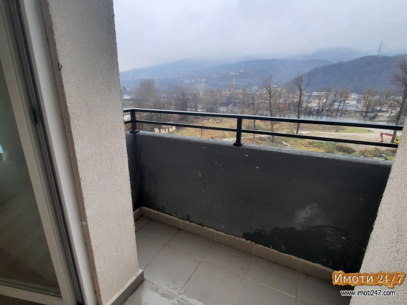 Се продава нов наместен стан во нова зграда 37м2