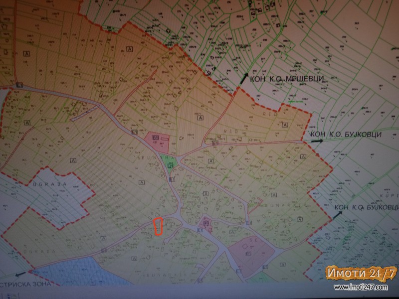 Se prodava plac vo selo Bunaedjik