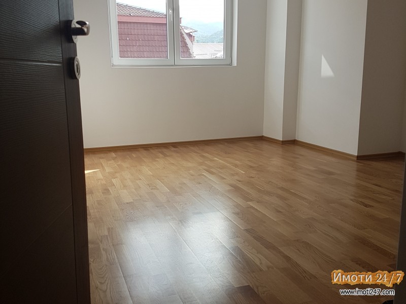 Се издава стан во Капиштец за канцелариска употреба