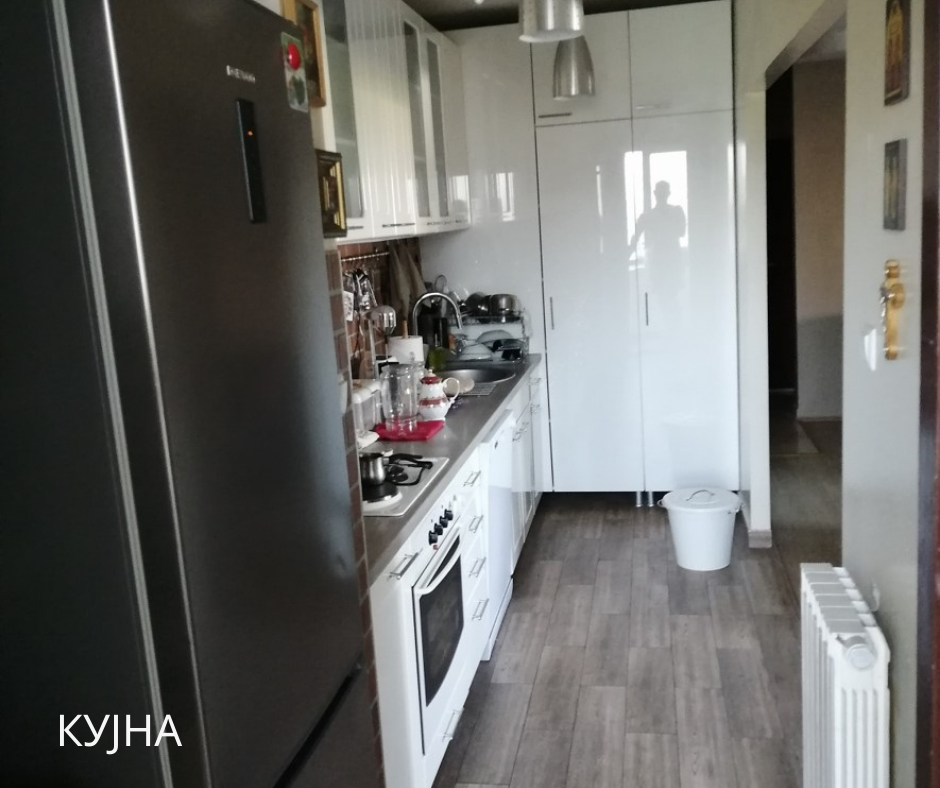 Одличен целосно реновиран стан во Капиштец 79 м2 со лифт и парно