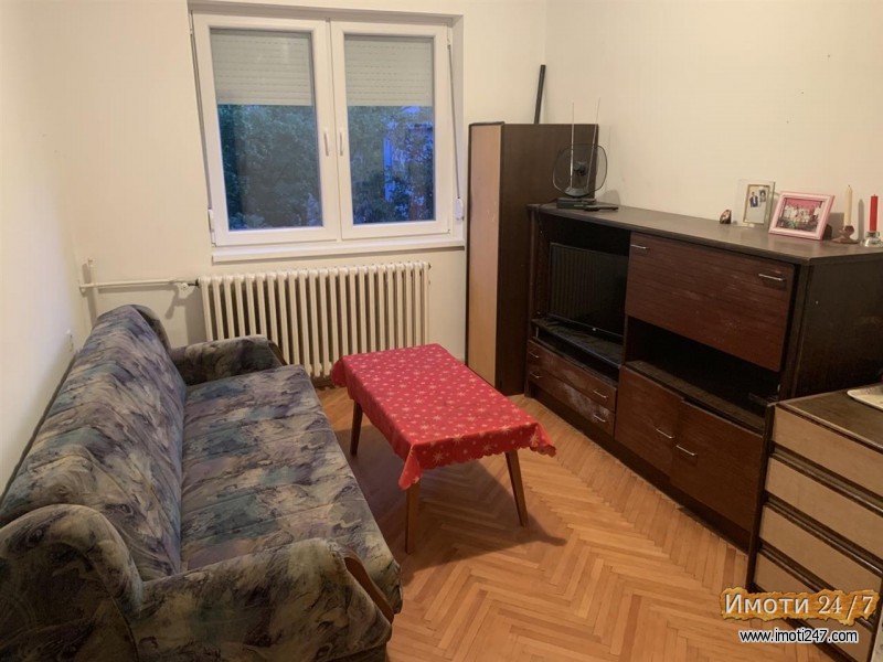 Renoviran stan so 3 spalni vo Karposh 1