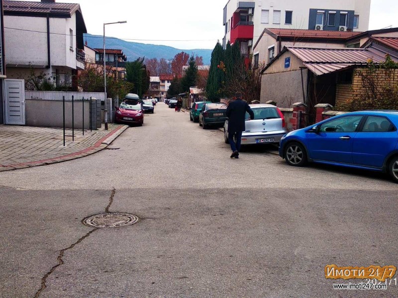 Се продава ѕидана барака во Влае