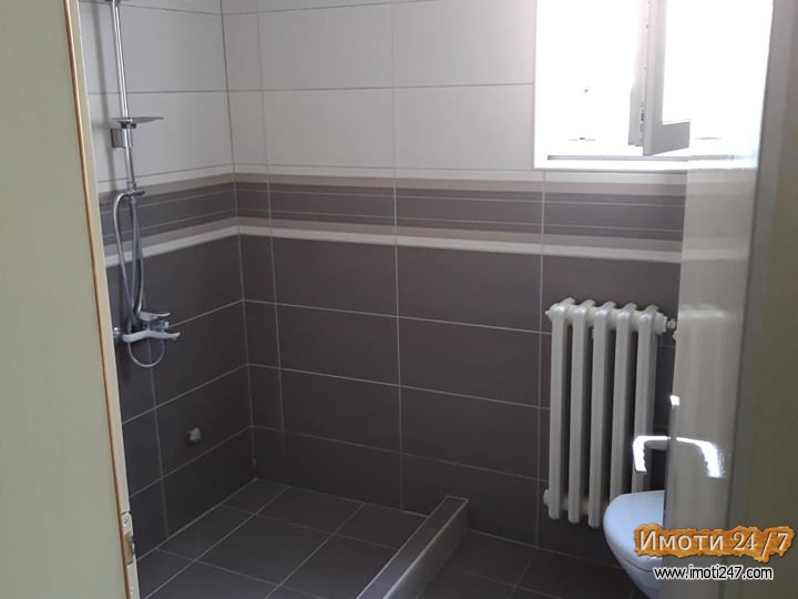 Se prodava kuka kaj Katastar