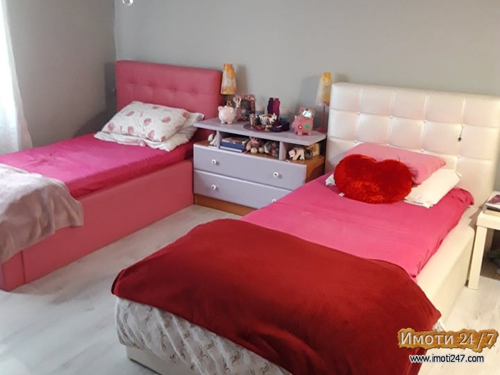 Se prodava kuka kaj Katastar